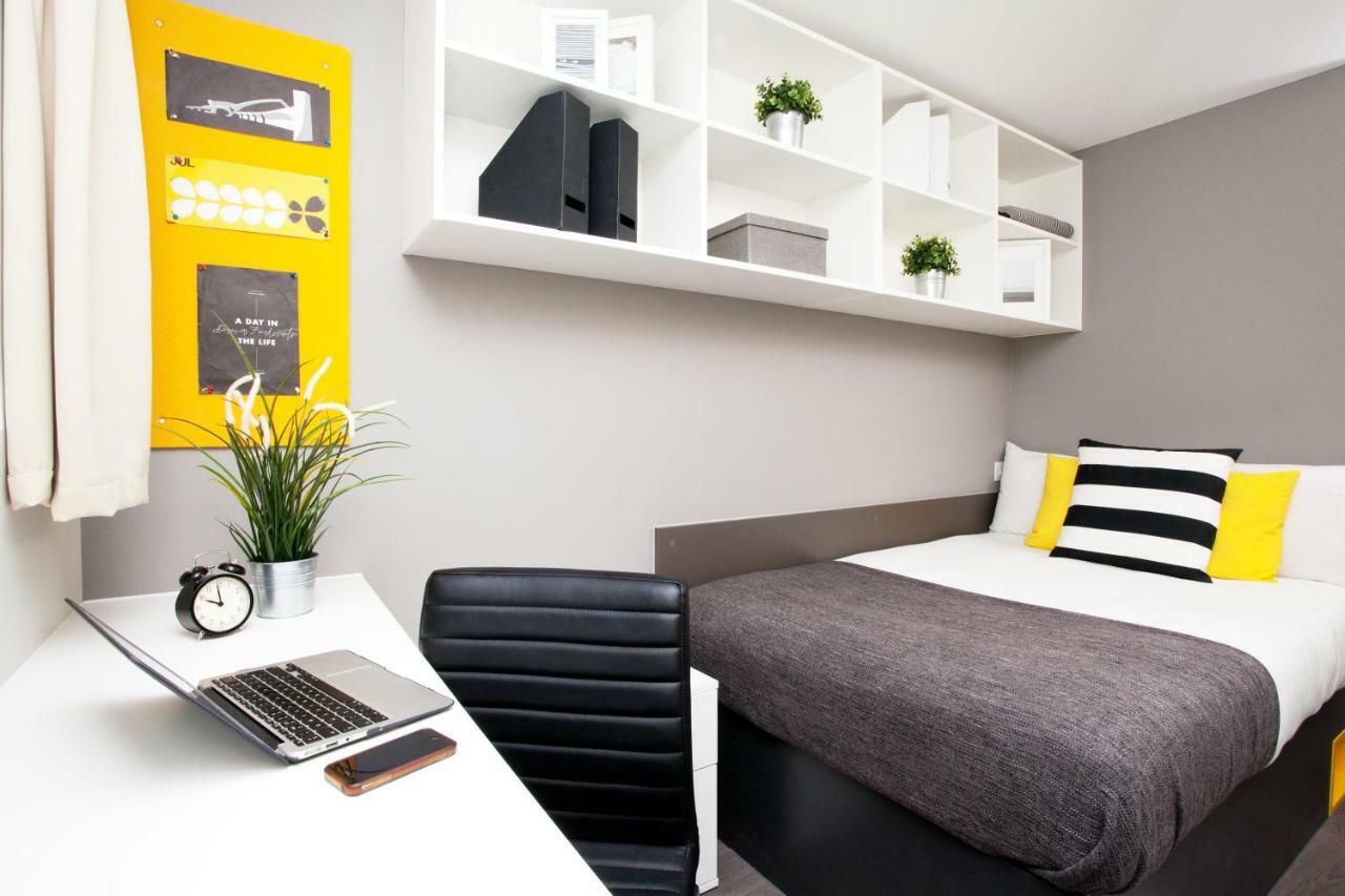 Ensuite W/ Shared Kitchen Centre! Apartamento